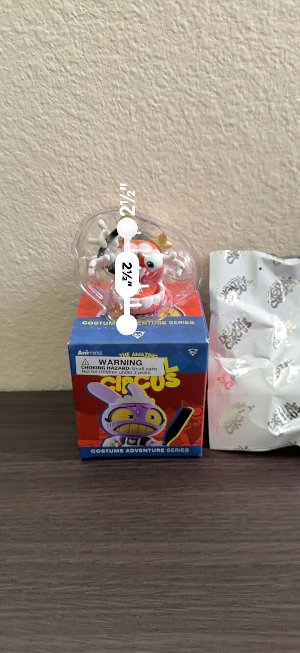The Amazing Digital Circus Costume Adventure Blind Box Figure - Caine - Picture 2 of 5